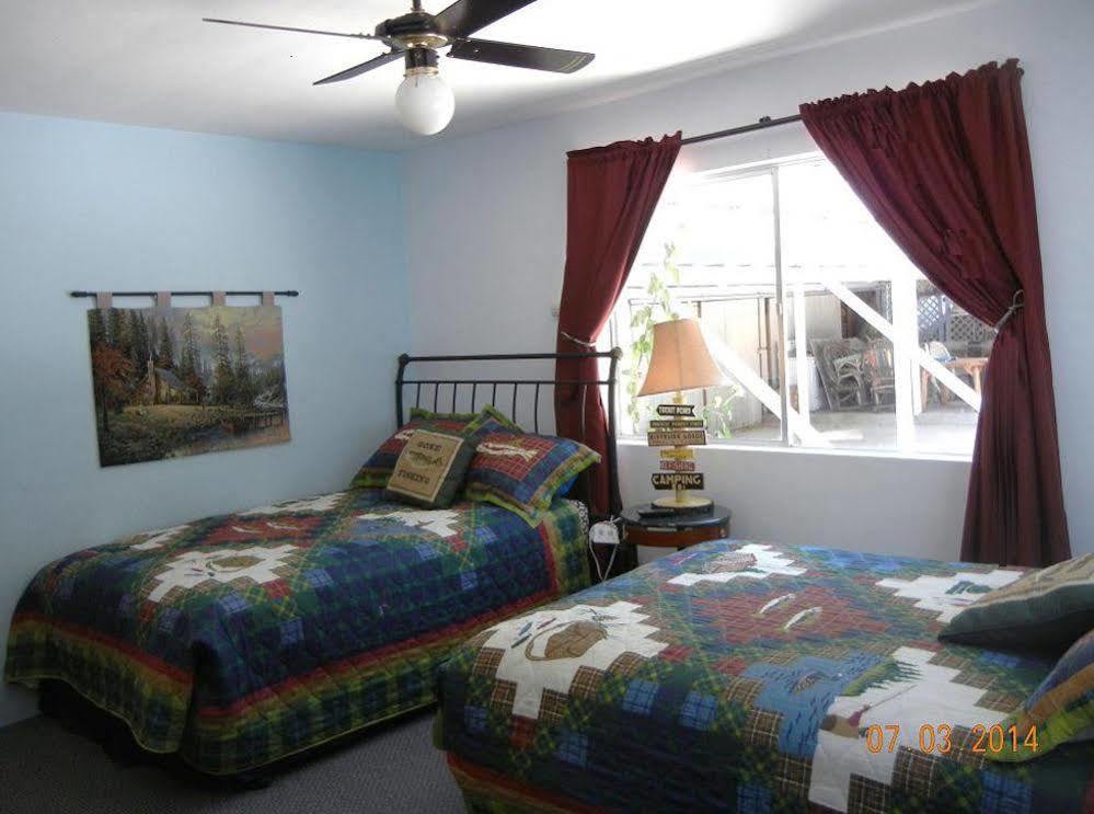 Blue Fish Cove Resort Clearlake Oaks Exterior foto